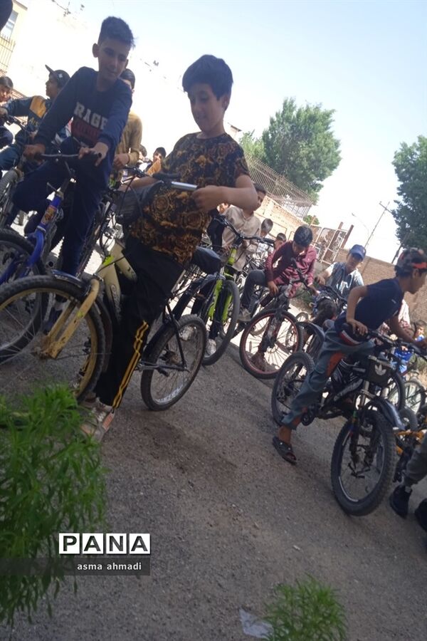 برگزاری همایش بزرگ دوچرخه‌سواری در شهرستان بن