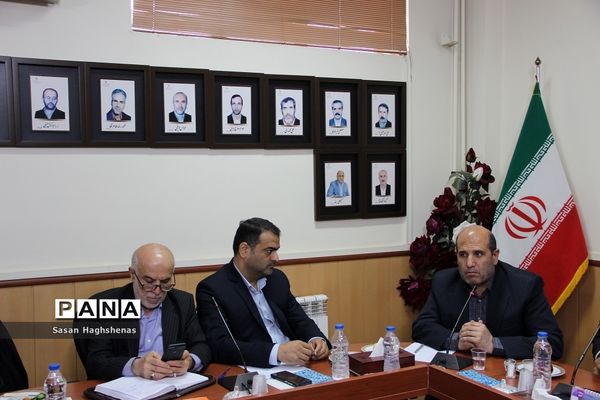 جلسه ستاد شاهد و امور ایثارگران آموزش و پرورش اسلامشهر