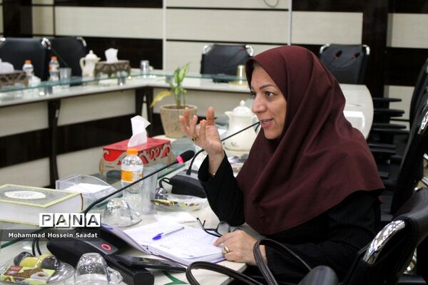 جلسه هم‌اندیشی توسعه و تجهیز هنرستان‌های استان بوشهر