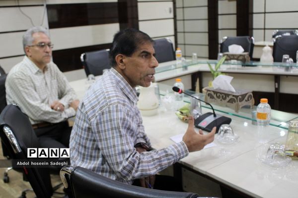 نشست مدیرکل آموزش و پرورش استان بوشهر با حوزه معاون پرورشی و فرهنگی