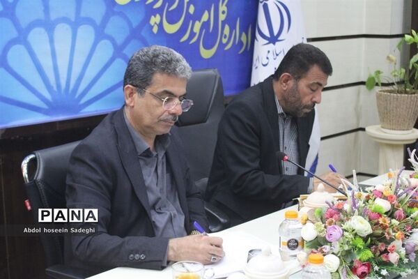 نشست مدیرکل آموزش و پرورش استان بوشهر با حوزه معاون پرورشی و فرهنگی