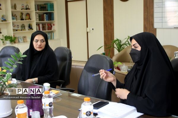 جلسه تدوین اطلس آسیب‌های اجتماعی معاونت پرورشی و فرهنگی اداره‌کل آموزش و پرورش استان بوشهر