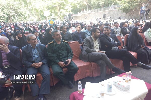 آیین افتتاحیه فعالیت‌های تابستانه در اردوگاه  شهید‌باهنر