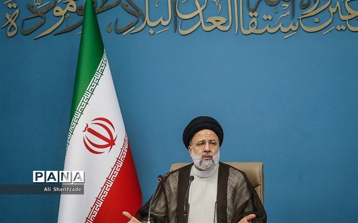 دستور آیت الله رئیسی برای رفع گلایه‌های مردمی درباره کندی اینترنت