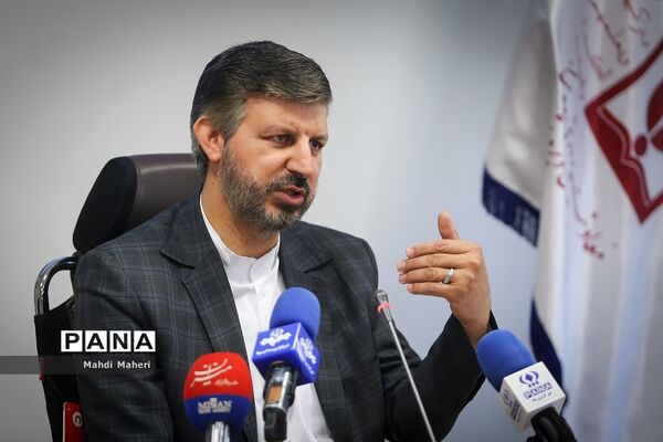 نشست خبری معاون پرورشی و فرهنگی وزیر آموزش و پرورش