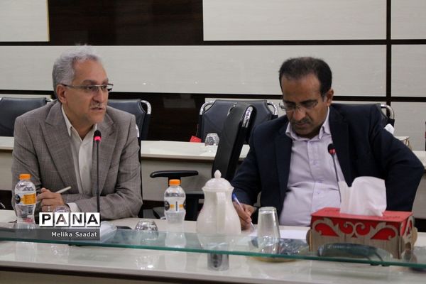 جلسه کار گروه طرح ملی نماد در بوشهر