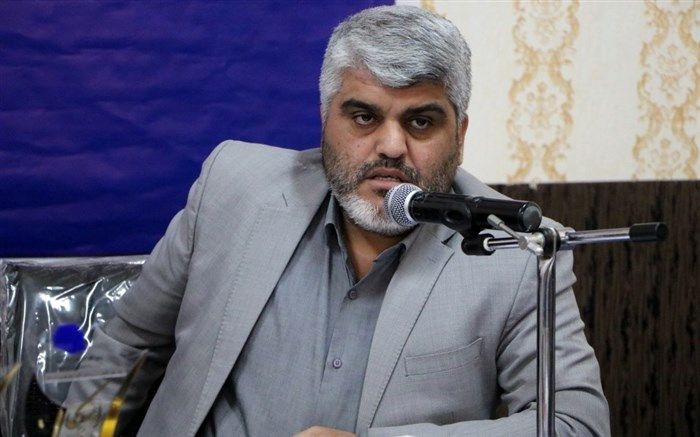 آموزش مستمر مدیران مدارس نسبت به مسائل پرورشی و تربیتی