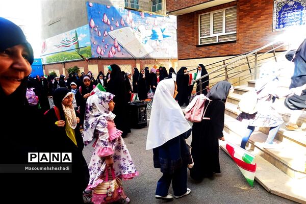 افتتاحیه پایگاه تابستانی اوقات فراغت دبستان علوی اسلامی منطقه ۱۲