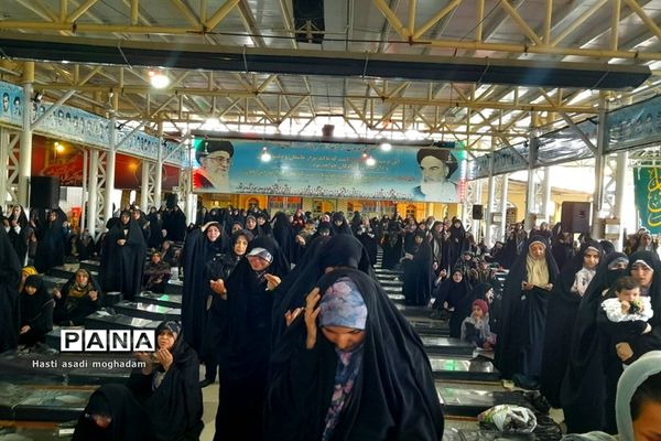 برگزاری دعای عرفه در گلزار شهدای ملارد