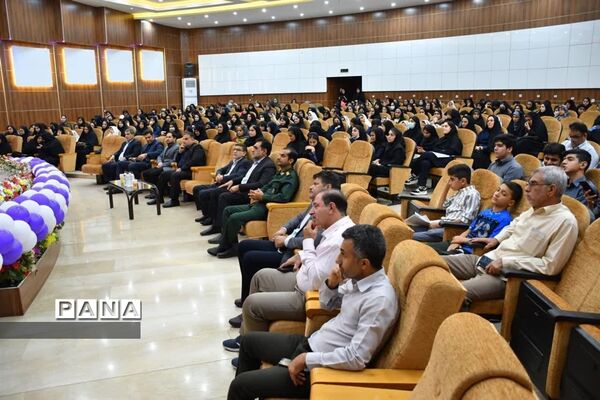 آیین تجلیل از نخبگان جشنواره فرهنگی، هنری امید فردا