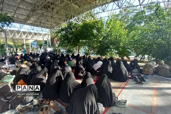 برگزاری مراسم دعای پرفیض عرفه در گلزار شهدای‌ شهرستان‌قرچک