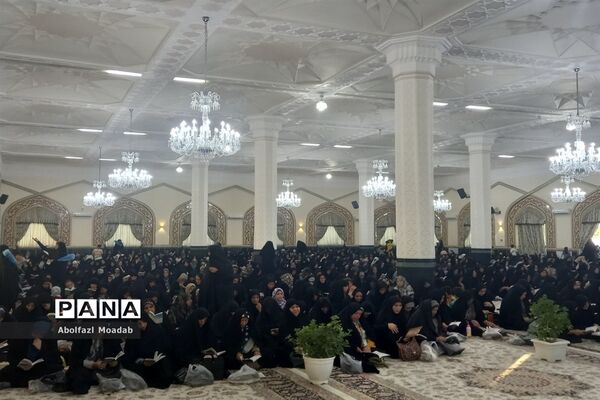 دعای پرفیض عرفه در کاشمر