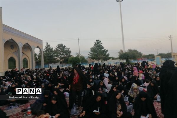 دعای پرفیض عرفه در کاشمر