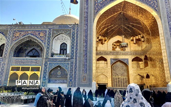 آرزوی بودن در کنار حجاج در سرزمین وحی ، ما را به حرم امام رضا (ع) کشاند/فیلم
