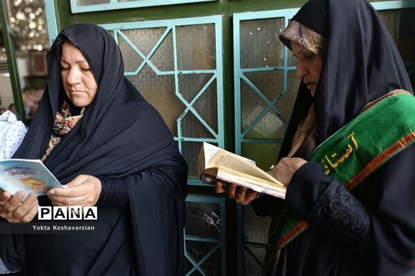 مراسم دعای عرفه در آستان بی‌بی‌زبیده شهرستان قرچک
