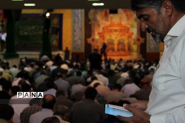 مراسم دعای عرفه در زنجان