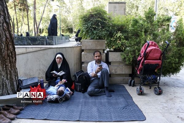 مراسم دعای عرفه در دانشگاه تهران