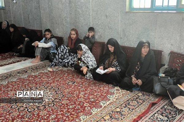 مراسم دعای عرفه در روستای ولی‌آباد شهرستان قرچک