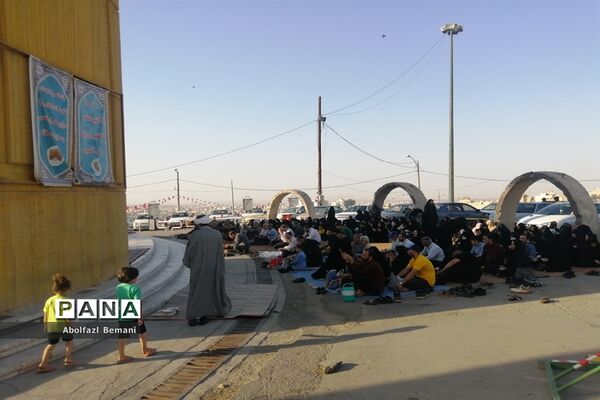 حال و هوای مسجد جمکران و کوه خضر نبی در روز عرفه