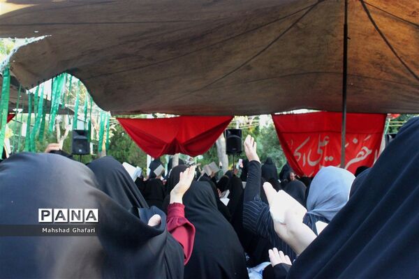 مراسم دعای عرفه در گلزار مطهر شهدای اراک