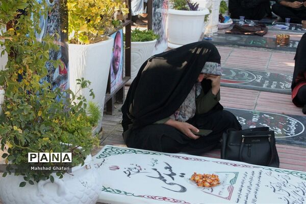 مراسم دعای عرفه در گلزار مطهر شهدای اراک
