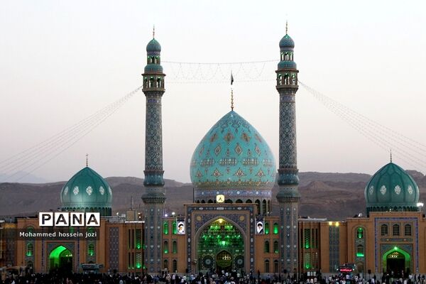 مراسم قرائت دعای پرفیض عرفه در مسجد مقدس جمکران