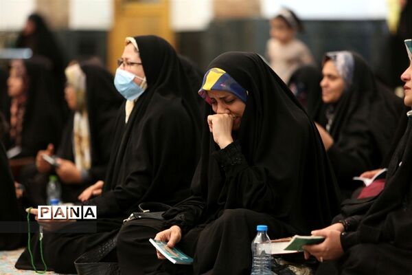 دعای عرفه ویژه ناشنوایان در حرم مطهر رضوی در  مشهد مقدس
