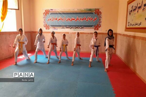 آغاز کلاس‌های متنوع اوقات فراغت در کانون ملائک شهرستان‌ قرچک