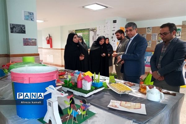 بازدید مسئولان حوزه  آموزش ابتدایی وزارت آموزش و پرورش از دبستان شقایق‌ها صفادشت