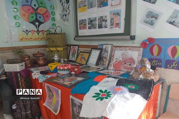 بازدید مسئولان حوزه  آموزش ابتدایی وزارت آموزش و پرورش از دبستان شقایق‌ها صفادشت