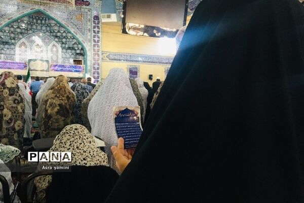 نماز عید قربان در مصلی صاحب‌الزمان شهرستان بهارستان