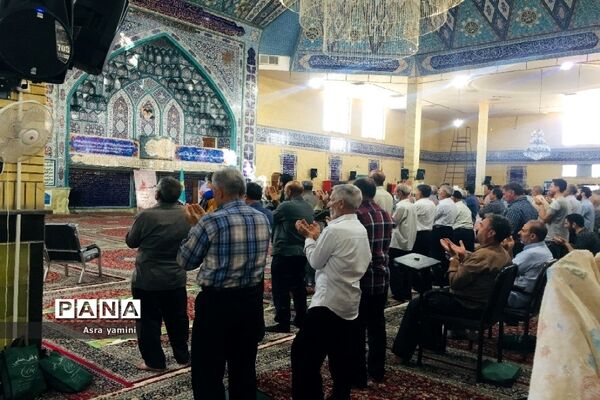 نماز عید قربان در مصلی صاحب‌الزمان شهرستان بهارستان