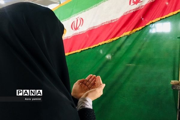 نماز عید قربان در مصلی صاحب‌الزمان شهرستان بهارستان