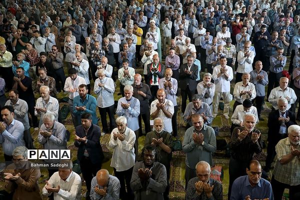 اقامه نماز عید سعید قربان در دانشگاه تهران