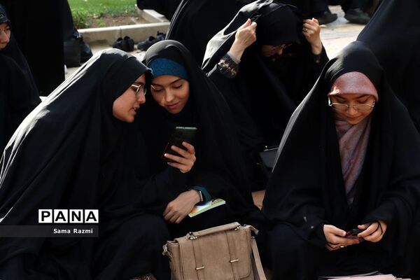 مراسم دعای روز عرفه در تبریز