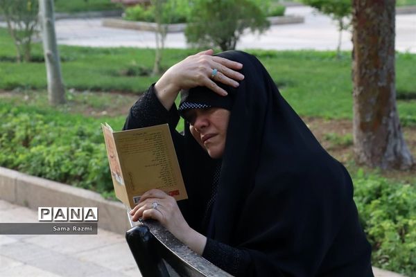 مراسم دعای روز عرفه در تبریز