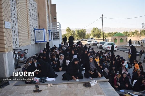 طنین‌انداز شدن دعای عرفه در بهاباد