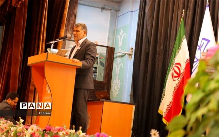 طرح «اندیشه رضوی، کاغذهای ماندگار» گامی موثر برای مشارکت در امور خیر است