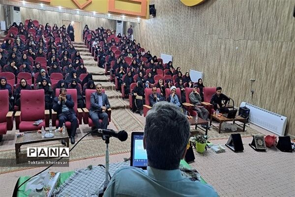 ‌همایش عفاف و حجاب ویژه همکاران فرهنگی شهرستان شیروان
