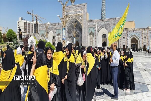 سفر دانش‌آموزان زیارت اولی شهرستان مانه و سملقان به حرم امام رضا(ع)