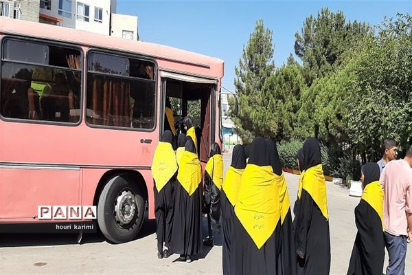 سفر دانش‌آموزان زیارت اولی شهرستان مانه و سملقان به حرم امام رضا(ع)