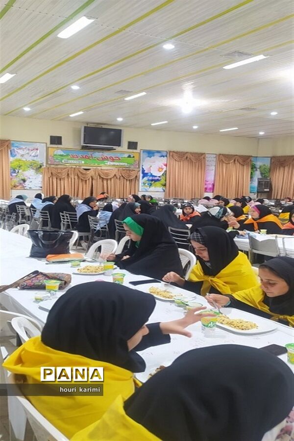 سفر دانش‌آموزان زیارت اولی شهرستان مانه و سملقان به حرم امام رضا(ع)