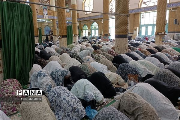 برگزاری نماز جمعه در مصلی شهرستان‌ قرچک