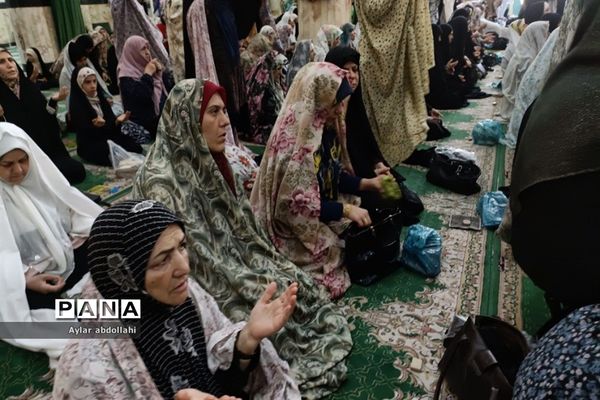 برگزاری نماز جمعه در مصلی شهرستان‌ قرچک