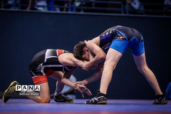 اولین جشنواره کشتی آزاد خردسالان جام پهلوانک‌ها