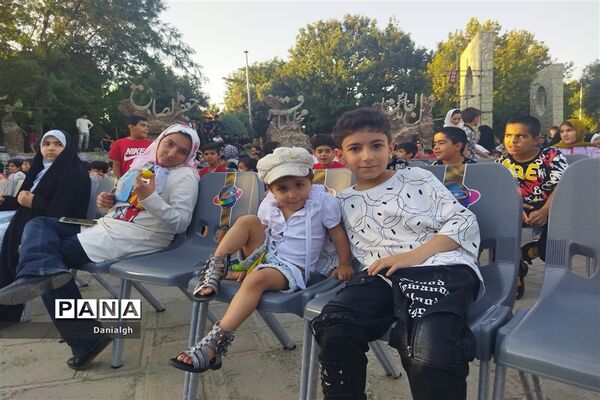 جشن بزرگ خواهر برادری
