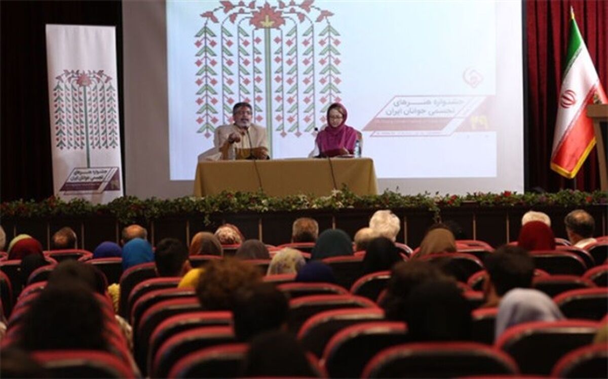 آثار هنرجویان جشنواره هنرهای تجسمی جوانان ایران به نمایش درمی‌آید