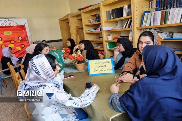 جلسه هم‌اندیشی افتتاحیه پایگاه تابستانی آموزشگاه یادگار امام (ره) شهرستان‌ ورامین