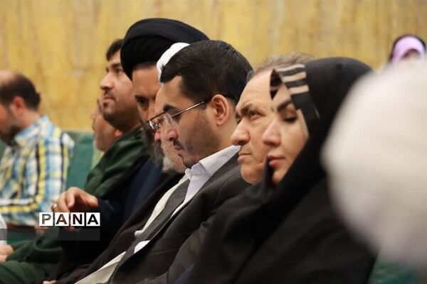 مراسم رونمایی نماهنگ «جان پیامبر»‌ در کانون جوانان بسیج سپاه تبریز