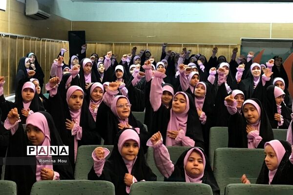 مراسم رونمایی نماهنگ «جان پیامبر»‌ در کانون جوانان بسیج سپاه تبریز
